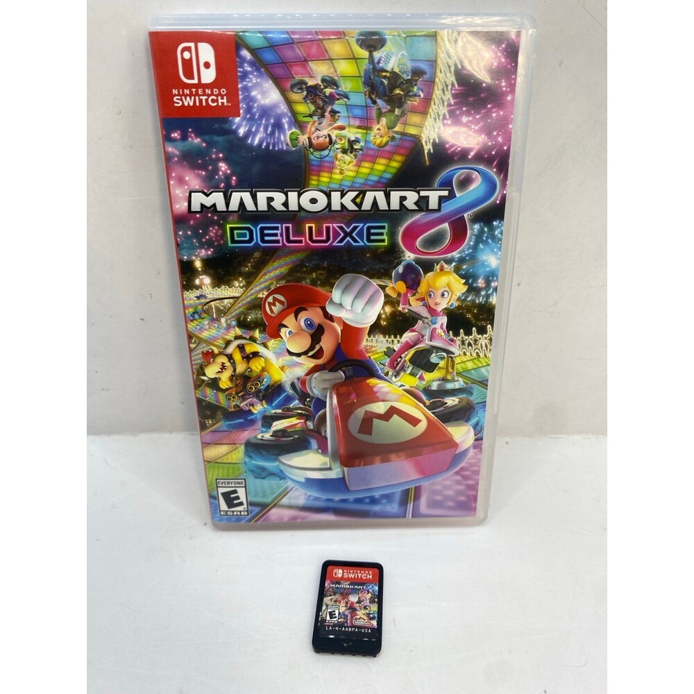 Mario Kart 8 Deluxe (Nintendo Switch Game, 2017) in Box